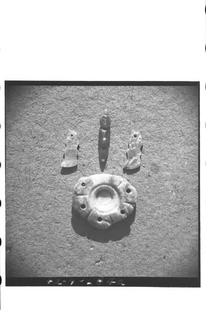 Mound B, Tomb V - jade rosette, 2 pendants, and blue stone figure