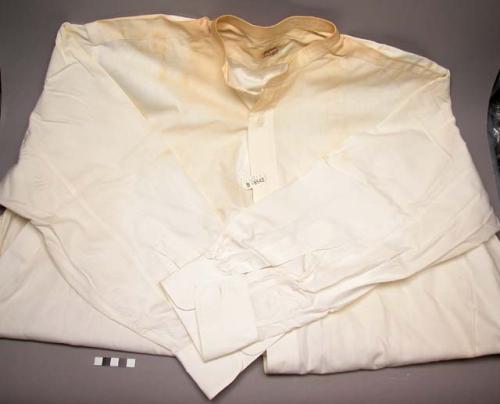 Man's shirt, plain white cotton without collar. 79.5 cm. l x 160 cm. w