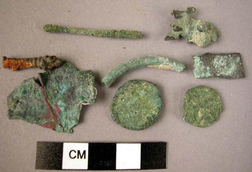 Metal, miscellaneous objects, nails coins, and other fragments