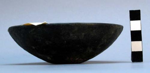 Small gourd dish - used to serve the "aji" (hot pepper) at meals