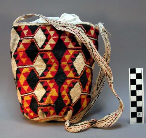 Twined bag, pita, decorated