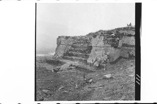 Stucco jaguar on west side of Structure 3 at Chutix Tiox