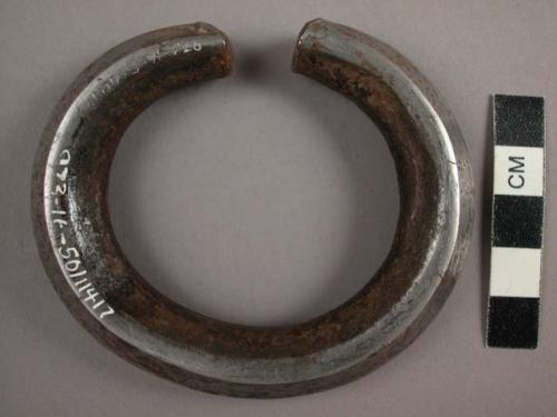 Iron bracelet, outer circumference 9 1/4"