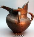 Copper soup or tea pot (tsokckian)