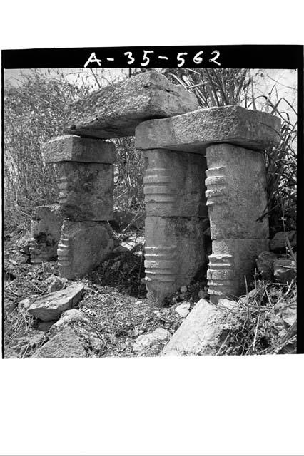 1/4 column Jambs, N. Group, from SE (6x6)