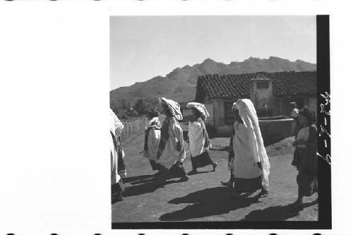 Cofradia women in white veils