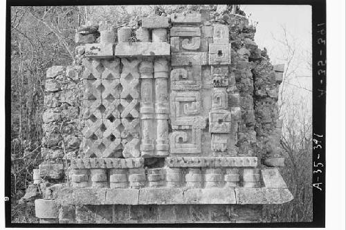 Upper zone of decoration, Str. 2A1