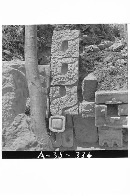 Snake decoration, Structure 1A1; Northeast mask