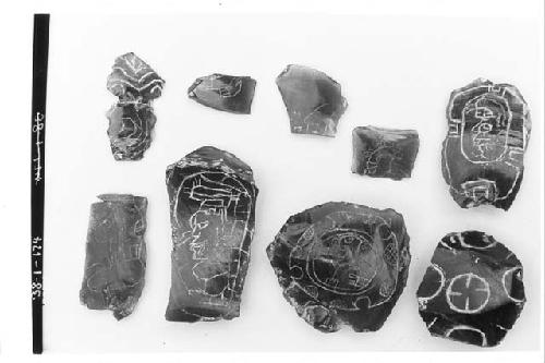 Incised obsidians