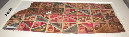 Tunic, tapestry, fragment