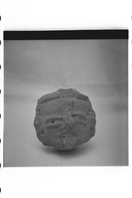 Early type of solid pottery figurine head