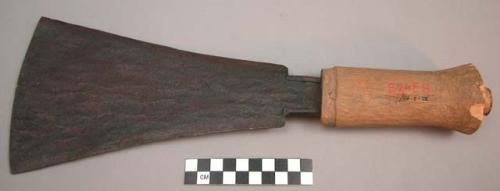 Machete and war implement, "nitiki pa" or "tiki pa"