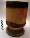 Wooden mortar - 2 charred stripes (kilingi)