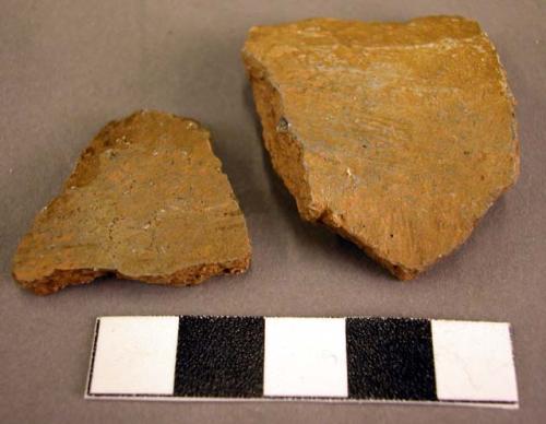 Plain potsherds