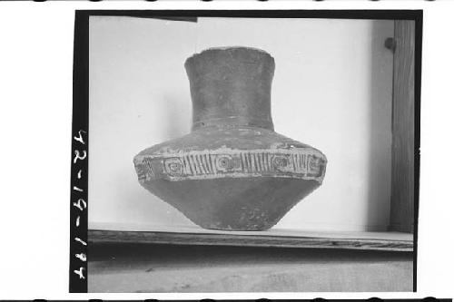 Plumbate standard jar, verical shoulder, upper shoulder incised.