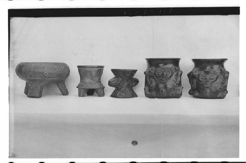 Fake pottery vessels in Barrientos Collection