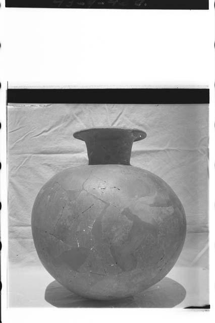 Large "Esperanza Flesh" ware jar - restored.  Cat. B-164.