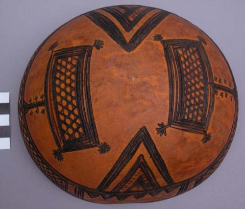 Decorated gourd bowl