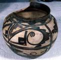 Jar, polacca polychrome style b. animal design. 19.7 x 22.0 cm.