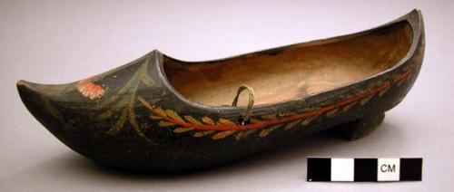 Wooden shoe