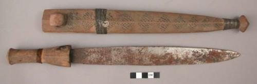 Sheath containing knife - hand hewn, checker pattern on side ("gihombo")