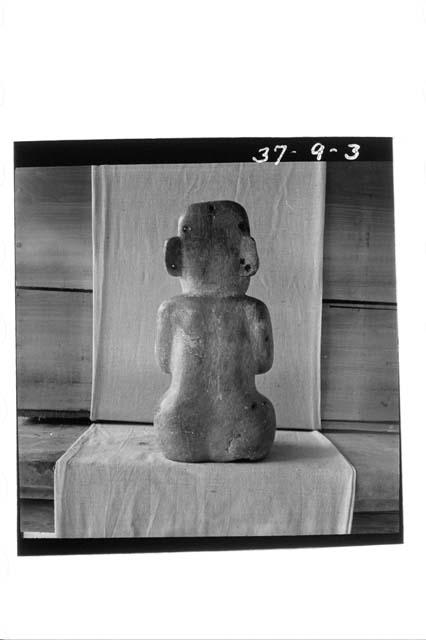 Jade idol from A-XVIII - back