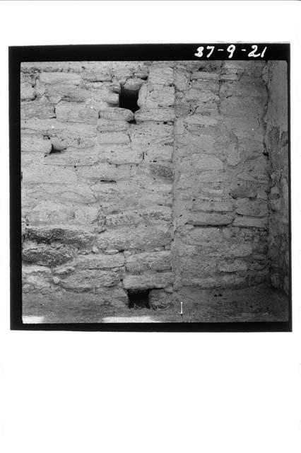 E-X, east wall of R.3 showing type of masonry, vent, + drain.