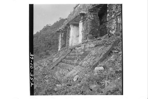 Steps and balustrade leading from upper terraces of Pyramid to the Temple of