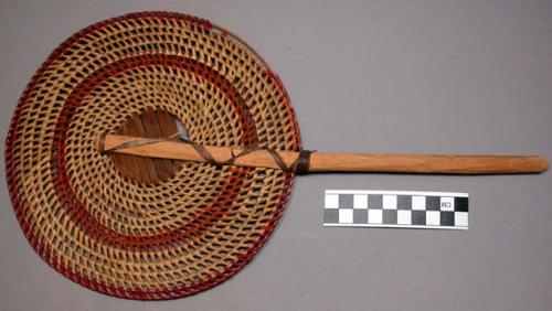 Round fan - technique: coiled, mousing knot; material: tan, orange, +