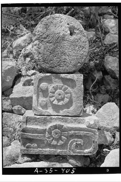 Decoration from debris before Story II, Str. 2A1