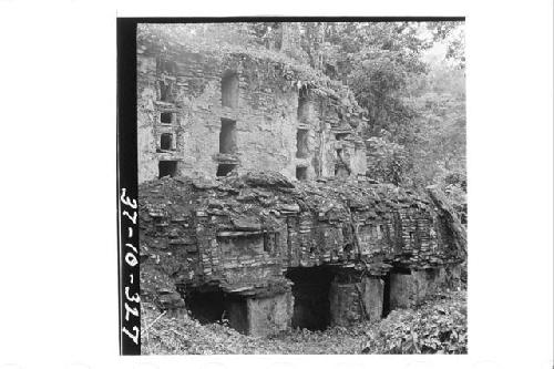 Decoration above the medial moulding on the north side of Structure 6