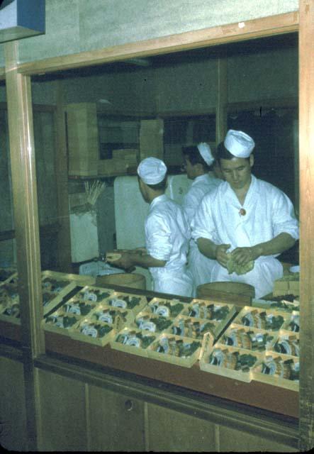 Lunches on display at a department store