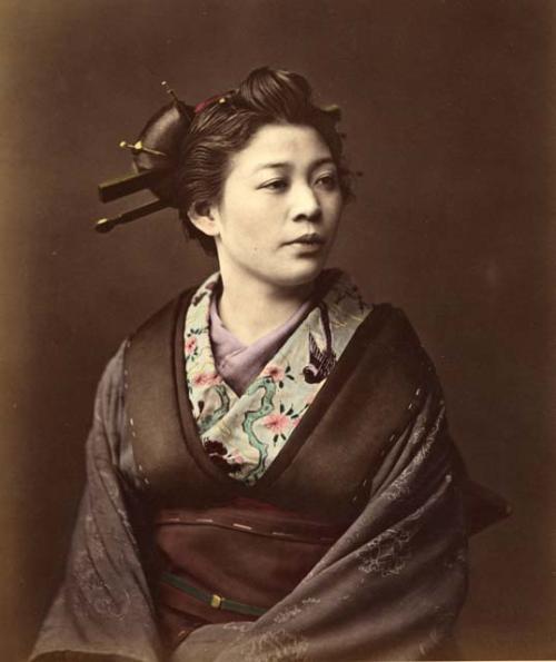 Young Japanese woman in traditional dress