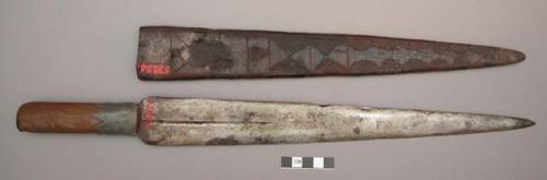 Dagger of knife with sheath