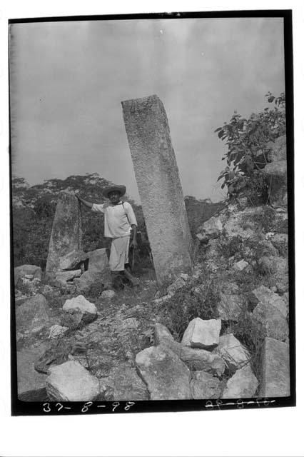 Stone forming exterior SE corner of inner chamber