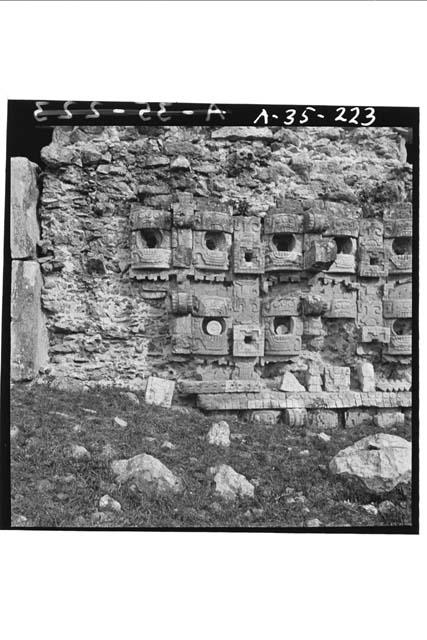 Detail of masks. Structure 2C6 (Casa 1); West facade; Room 5