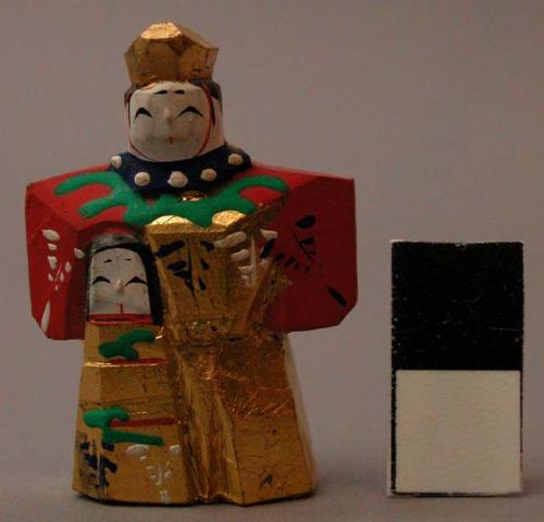 Figurine representing actors in noh drama - a woman and child