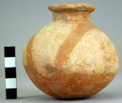 Small pottery jar with constricted neck - Lost Color ware