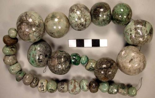 Jadeite beads