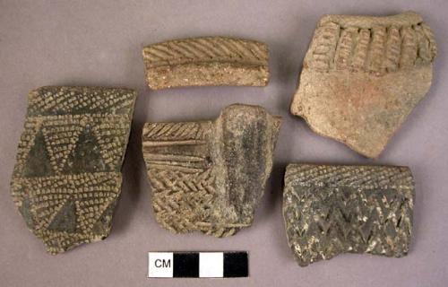 10 decorated pot sherds