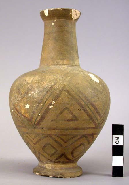 Ceramic vessel with polychrome designs