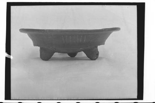 Decorated wide-everted lip tripod bowl (R-130) Brown ware - from cache in md.