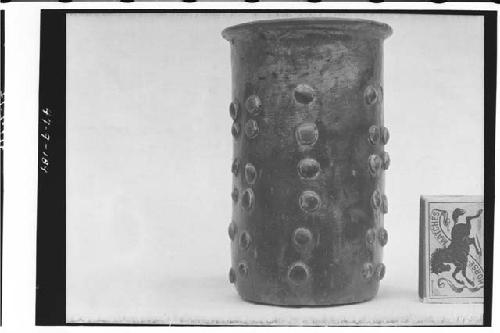 Plumbate cylindrical vase (R-125) from Button Cache.