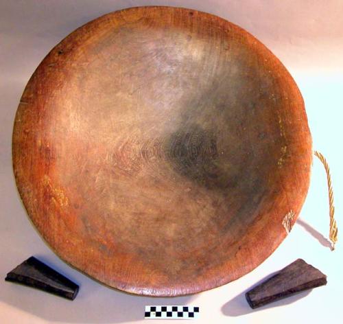 Large carved wooden kawa bowl - old and valuable