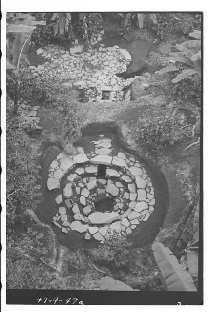 Underground passage and terrace, Round Structure in La Gruta