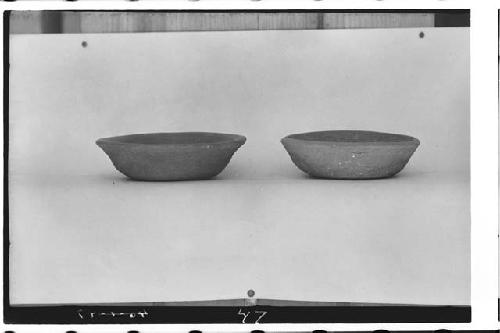 Two coarse bowls. #14 (left)-Diam 21.2, HT. 6.2-6.7 cm. Lip rounded, base very s