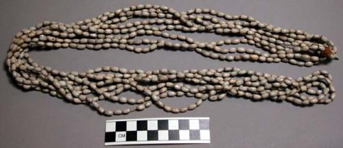 Necklace of coix seeds