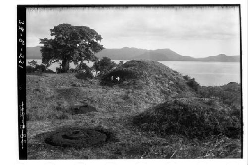 Mounds on Island of Agaltepac