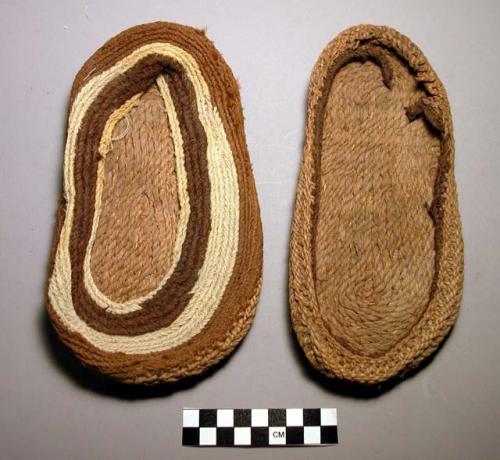 Sandal pair, vegetal fiber