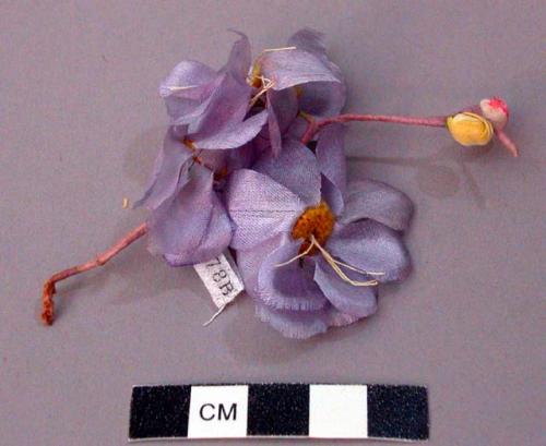 Pair of Light Purple Silk Flower Ornaments, Flowers and Buds on Each Stem